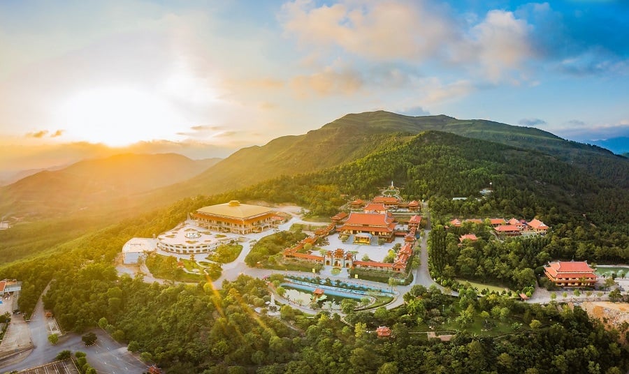 chua-ba-vang